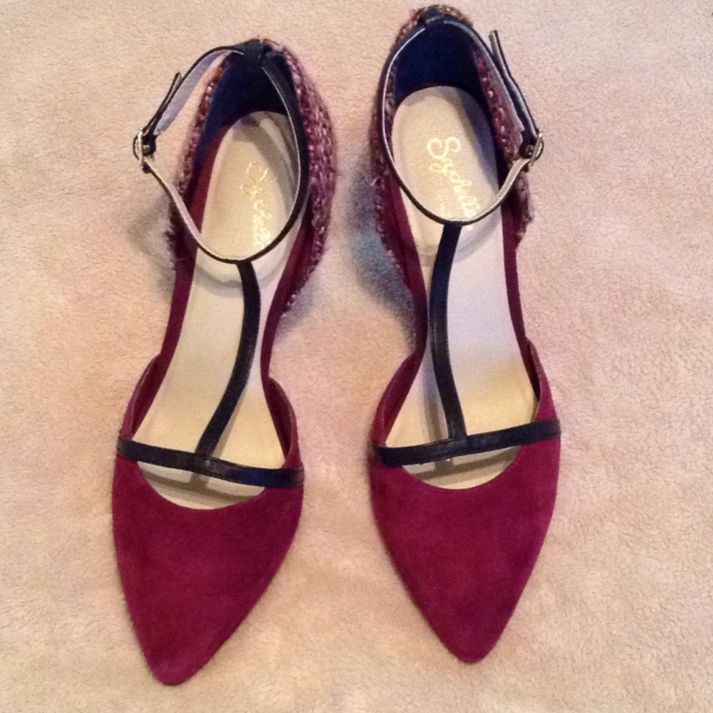 Seychelles Burgundy and Black Heels